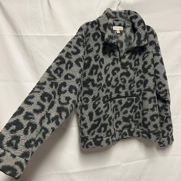 Knox Rose Animal Print Chunky Faux Fur Pullover Size Large 1/4 Zip - Picture 2 of 6